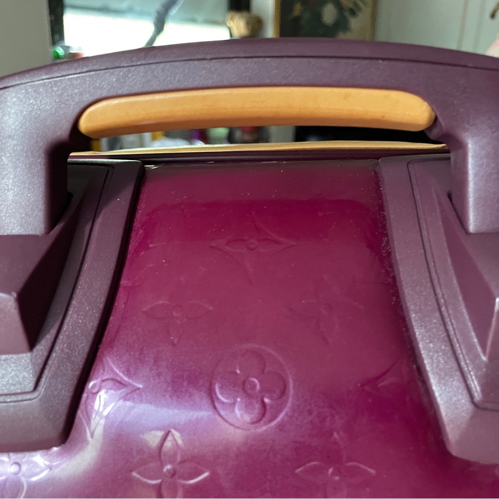 Violette monogram Vernis leather Louis Vuitton Pegase 45 - Picture 11 of 15